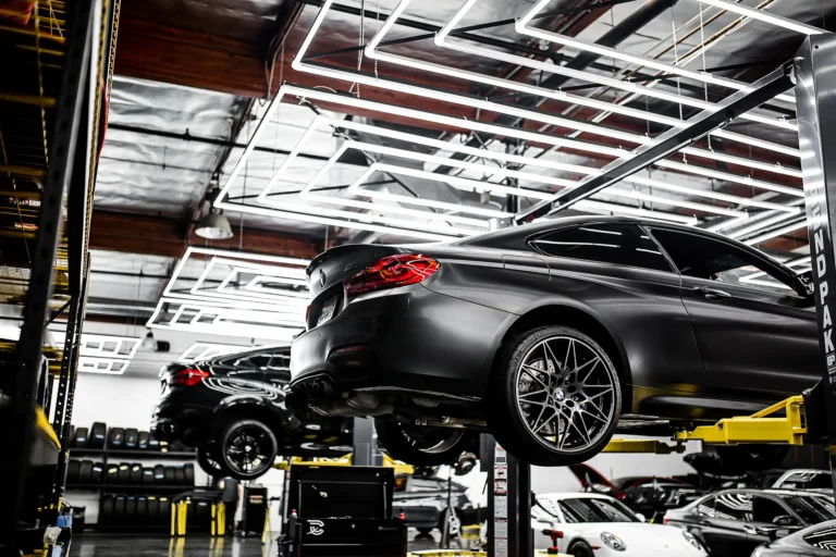 обладнання для автомайстерні