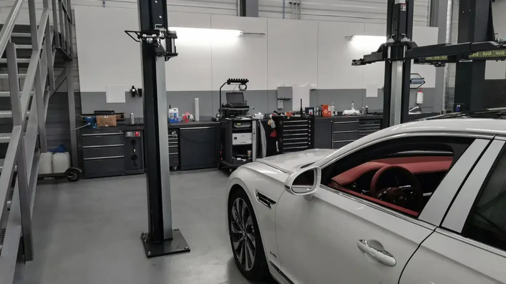 Оснащення СТО під ключ - готовий автосервіс від MVK Systems