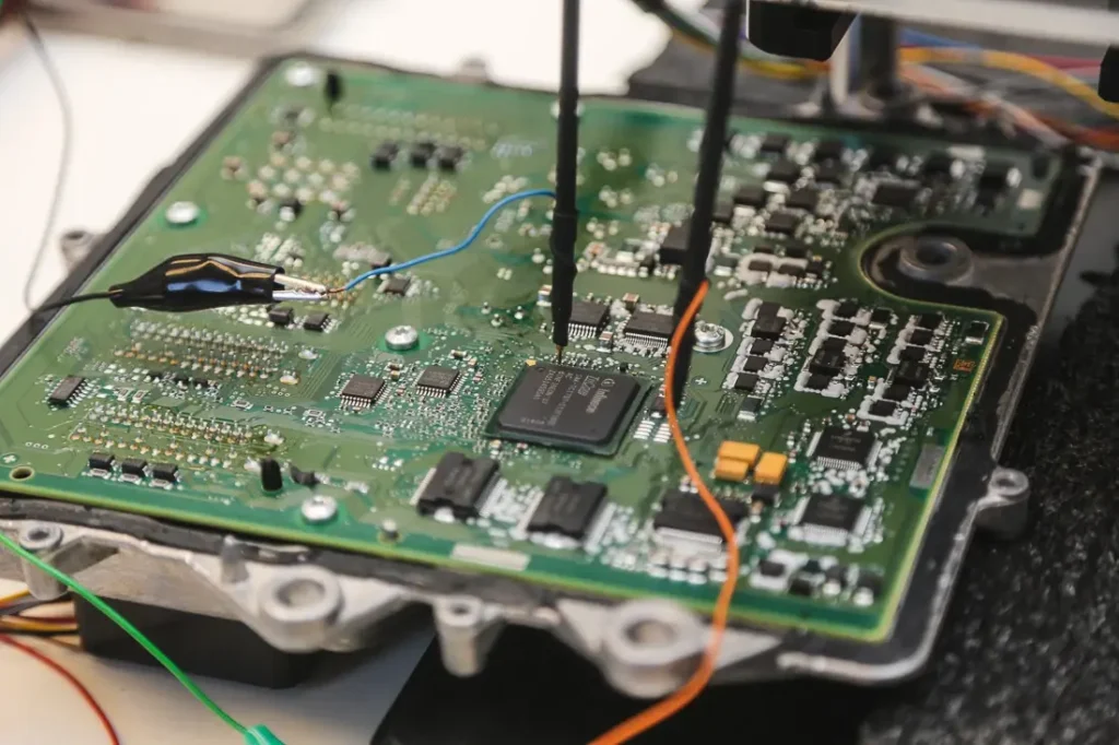 Ремонт електронного блоку керування ECU вантажівки